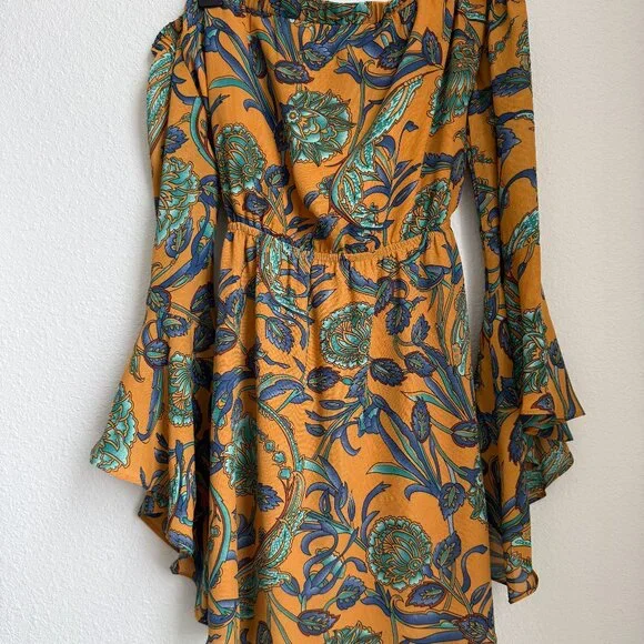 Paisley Butterly Sleeve Off the Shoulder Mini Dress Size L - Picture 2 of 4
